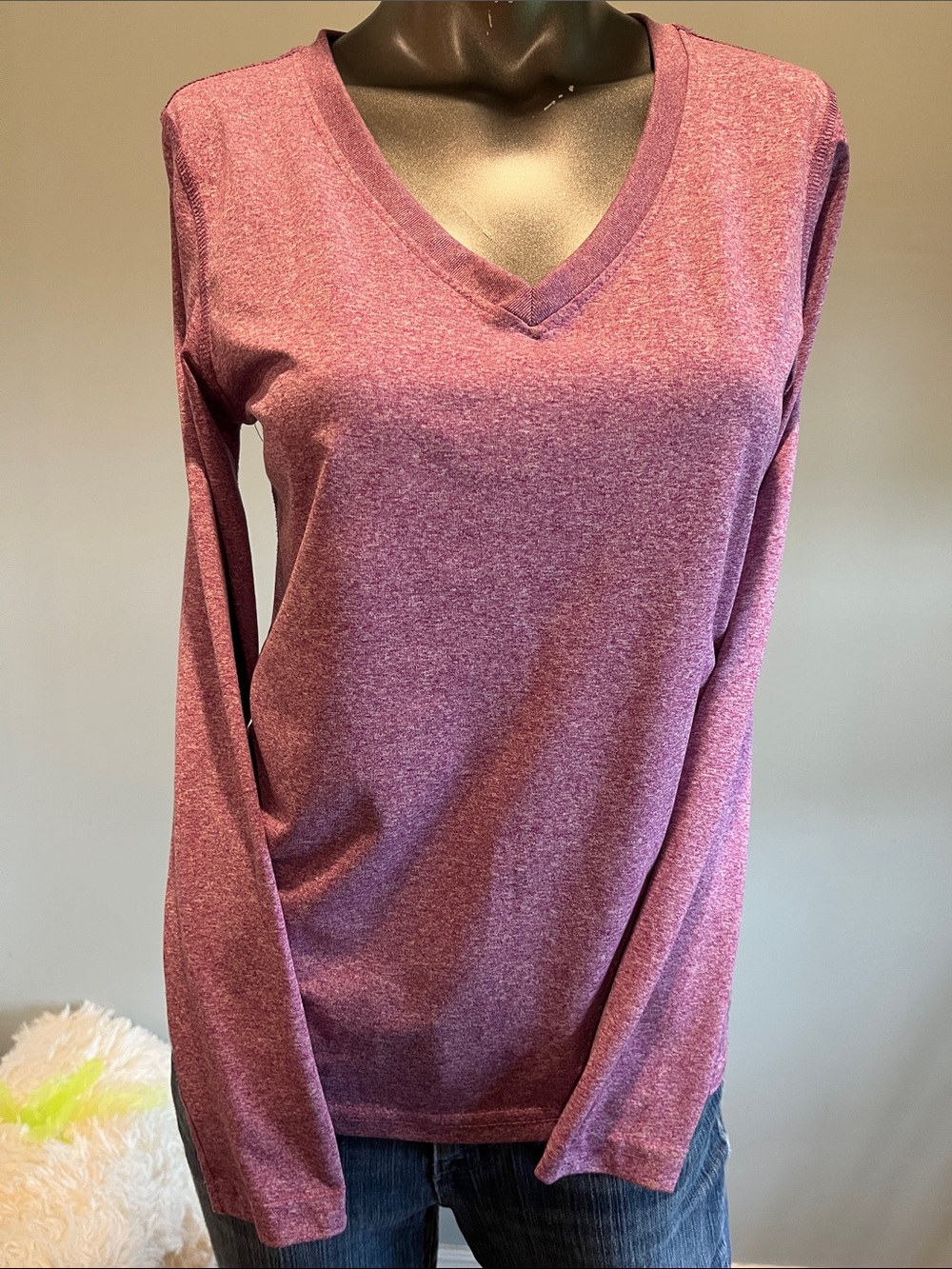 Danskin Now Heathered Mauve V‑Neck Long Sleeve Top